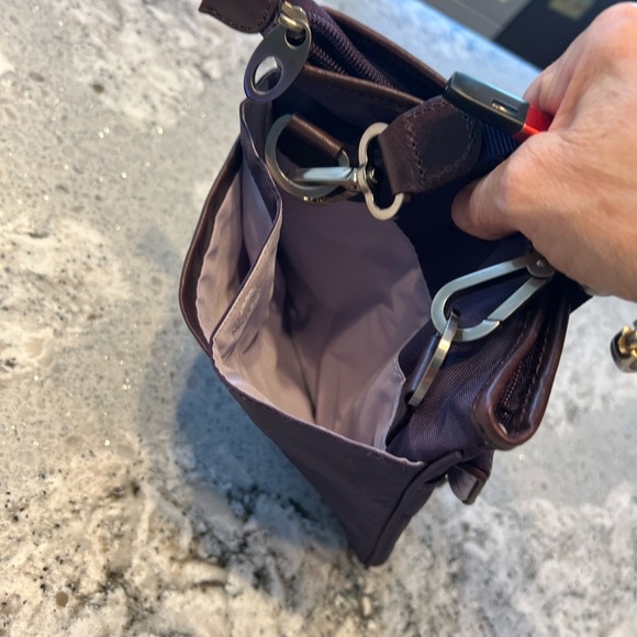 Mosey By Baggallini Mosey by Baggallini Purple Crossbody Bags 8.5" X 10" Size OS - Picture 10 of 12